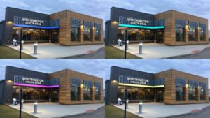 fachada tienda de licores en ciudad urbana