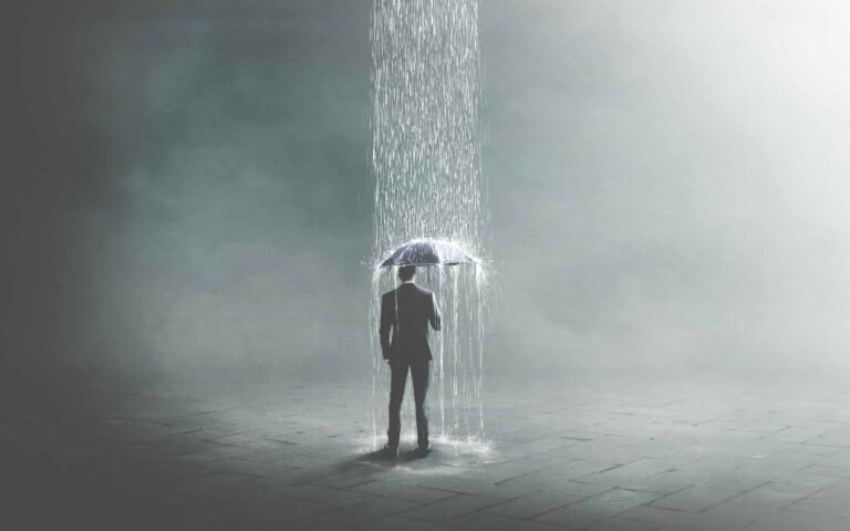 Qué Significa Soñar con un Hombre Bajo la Lluvia Según la Psicología