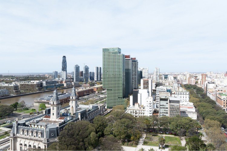 Quién fue Adamo Faiden y qué relación tiene con la Torre Huergo